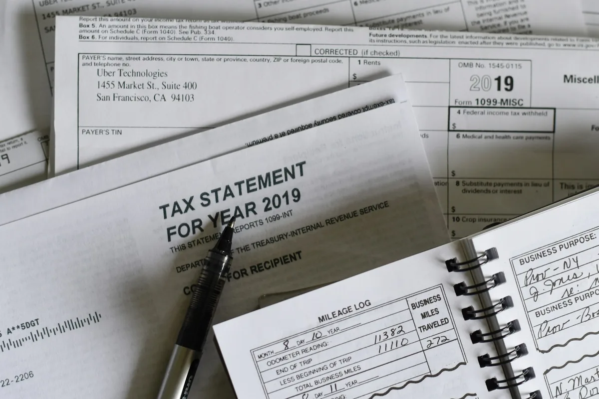HMRC's AI Social Media Surveillance: Privacy Implications and Oversight Concerns