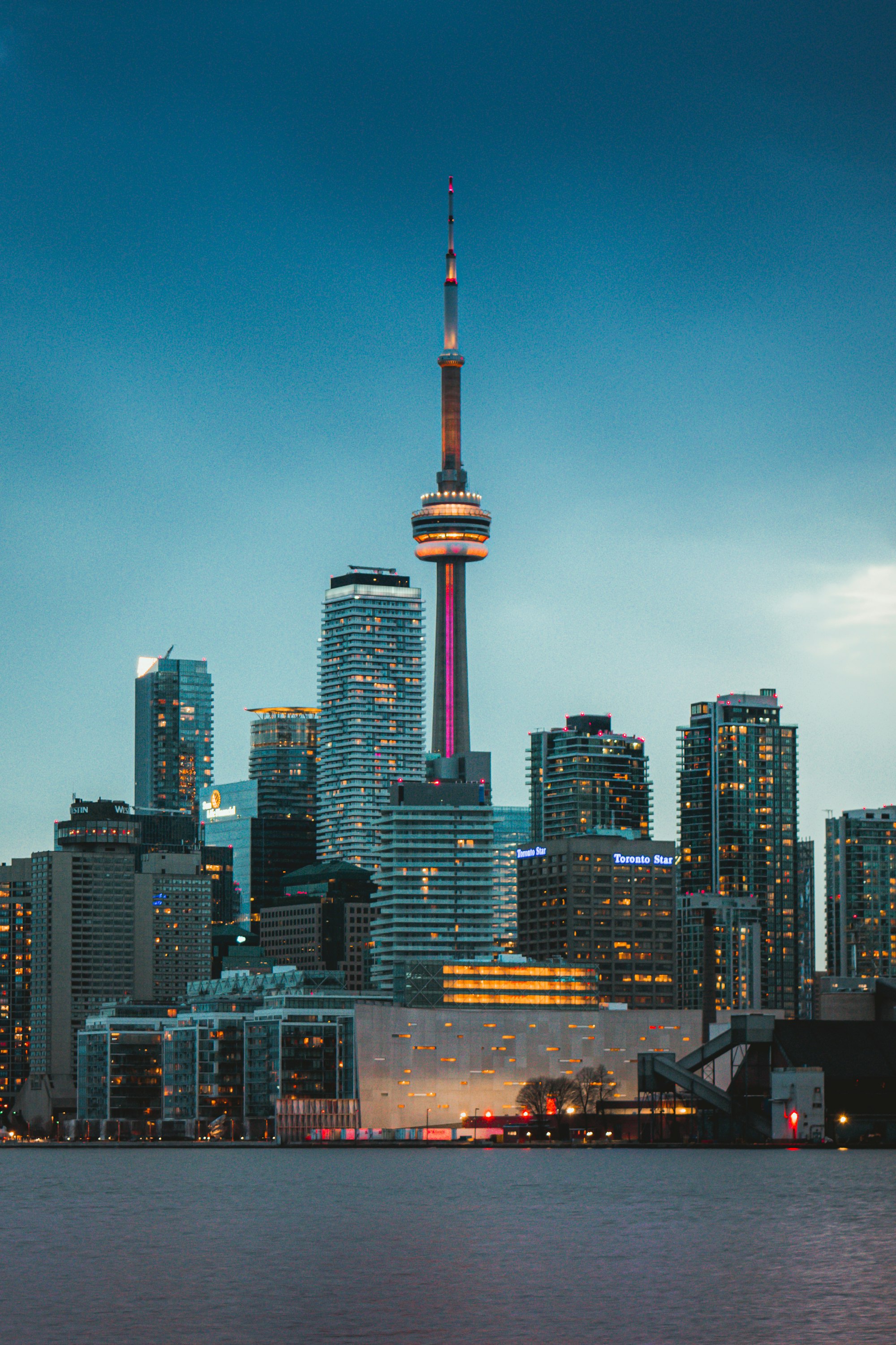 Free Speech Under Fire? Examining UK Arrests and Canada's Controversial Internet Bills